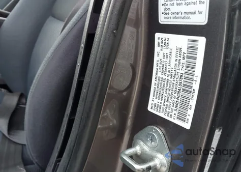 2010 Honda Cr-V Lx z USA, uszkodzony, nr VIN 5J6RE4H38AL097893